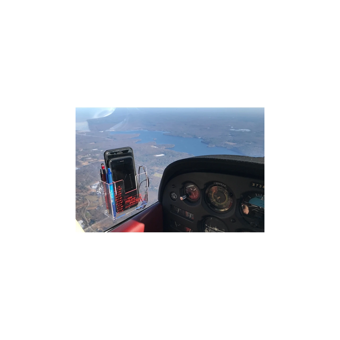 The Pilot Pocket XL - Suction Cup Holding for Smar