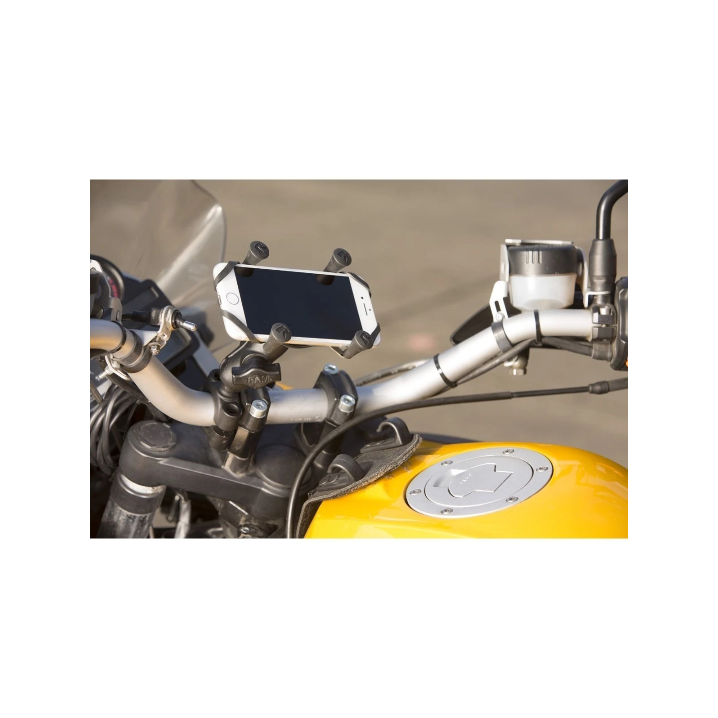 X-Grip motorbike mount for smartphones up to 82.6 mm wide - (1 inch), torque screw clamp (diameter 19.0-25.0 mm)