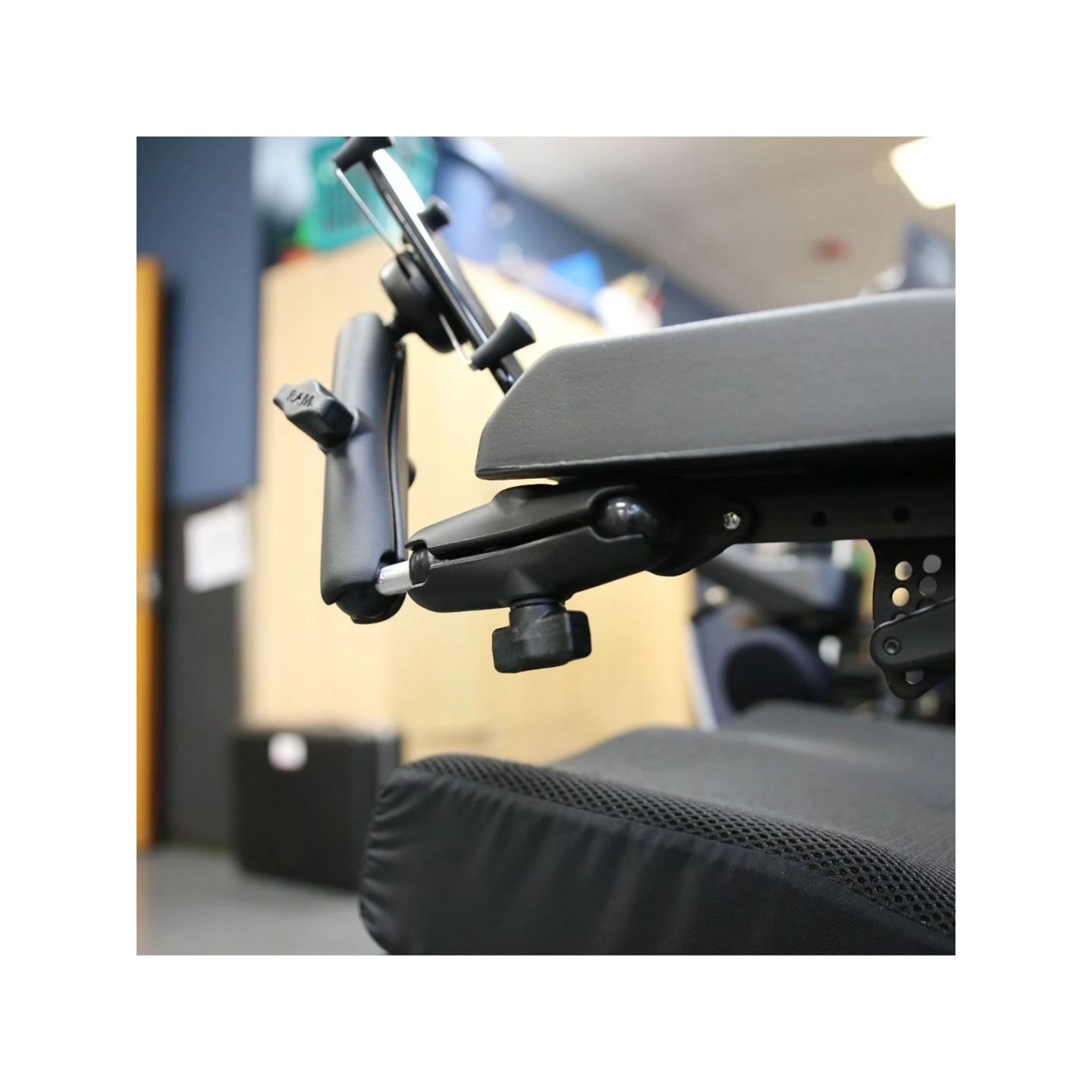 X-Grip smartphone holder (up to 82.6 mm wide) for wheelchairs - (1 inch), Diamond adapter (trapeze) for armrest