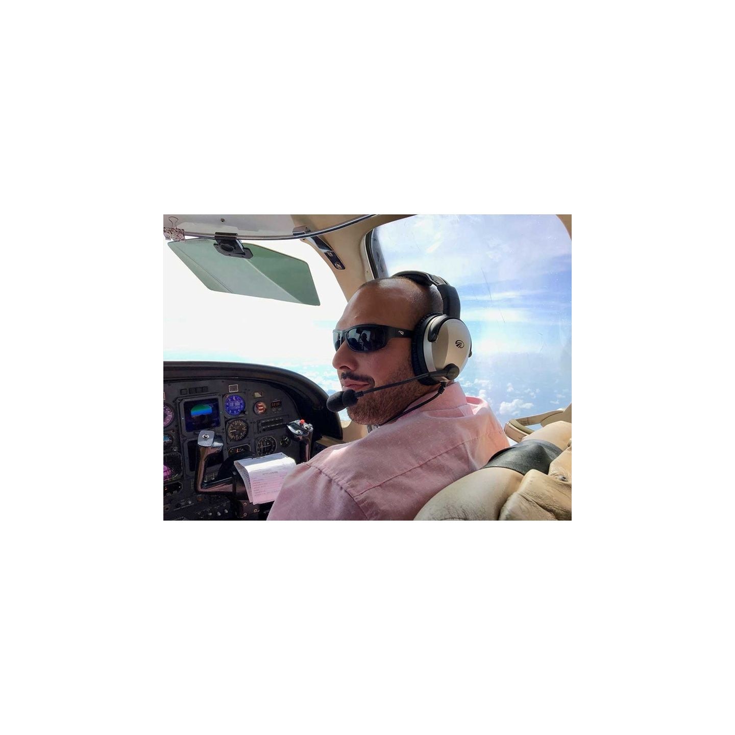 Flying Eyes Sunglasses Golden Eagle Sport - Matte Black Frame, Grey Lenses (Gradient)