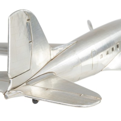 Douglas DC-3